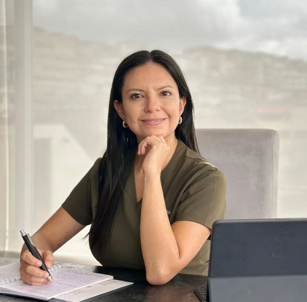 Dra. Anael Tello, nefróloga en Quito